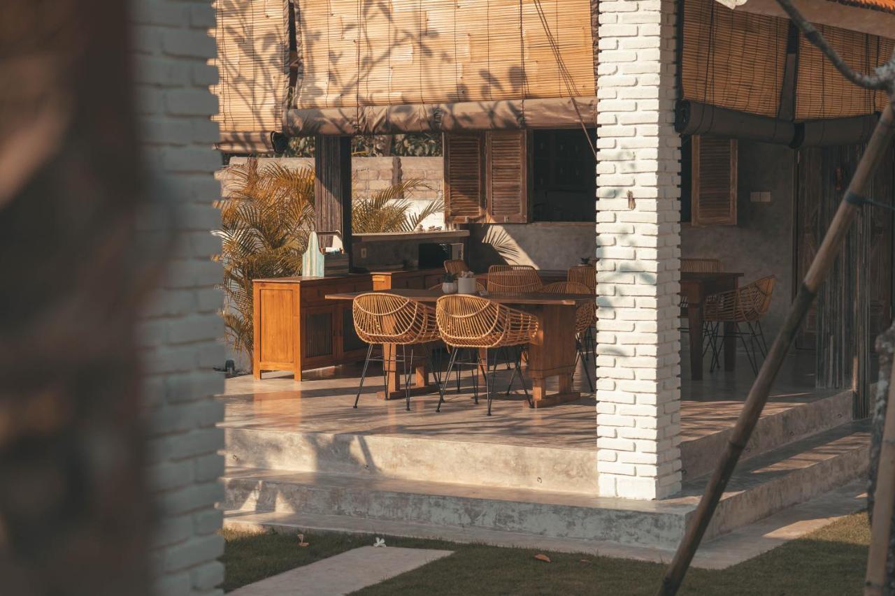 Uluwatu Cari Surf Camp & Studio'S מראה חיצוני תמונה